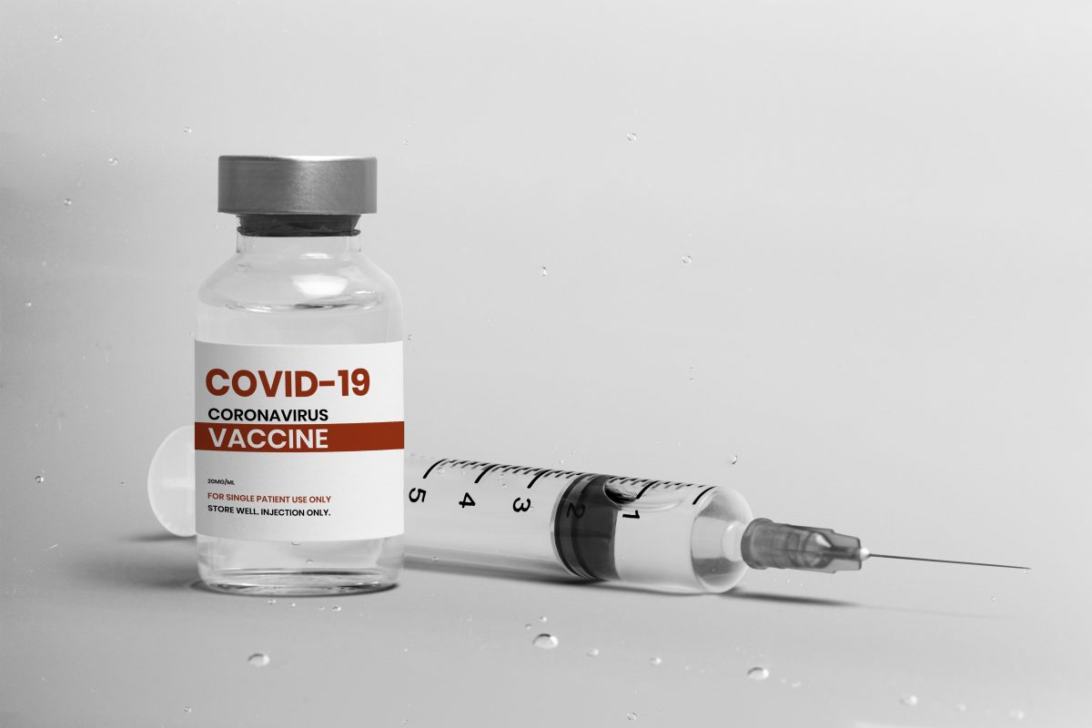หลากหลายคำถามเกี่ยวกับวัคซีนโควิด-19 มียี่ห้ออะไรบ้าง ข้อมูลประสิทธิภาพ ความปลอดภัย วิธีรับมือผลข้างเคียง-อาการแพ้เบื้องต้น