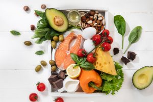 อาหารบำรุงหัวใจมีอะไรบ้าง? เลือกกินเลือกซื้ออย่างไร? เริ่มต้นป้องกันโรคหัวใจและหลอดเลือดสมองกับคำแนะนำจากนักโภชนาการพรีโมแคร์